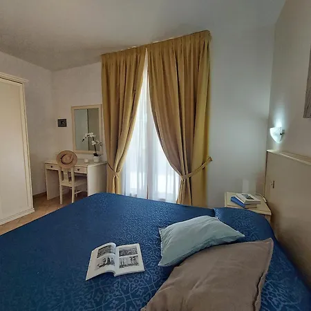 Lido Azzurro 3*