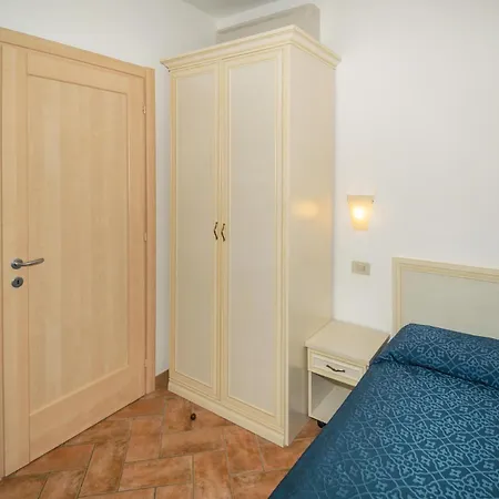Lido Azzurro Rta Aparthotel 3*