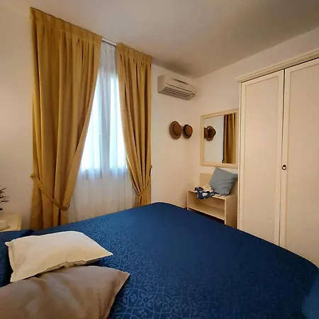 Aparthotel Lido Azzurro Rta 3*